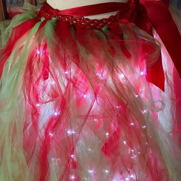 Christmas Red & Ivy Extra Full LED Lit Maxi Tulle Skirt - Picture 10 of 10